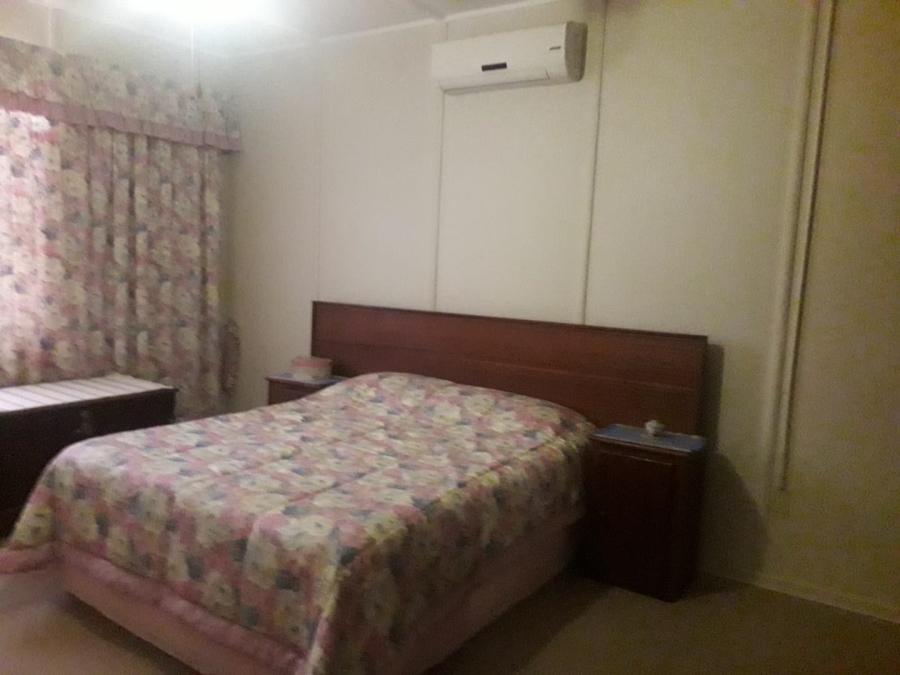 4 Bedroom Property for Sale in Kakamas Northern Cape